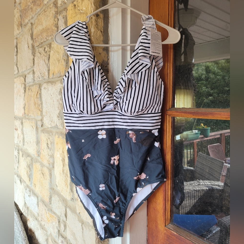 Cocoship One Piece Swimsuit
